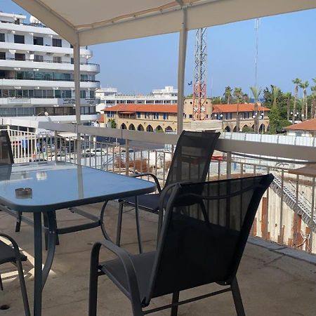 Unique City Hostel 100 Meters From Beach Larnaca Ngoại thất bức ảnh