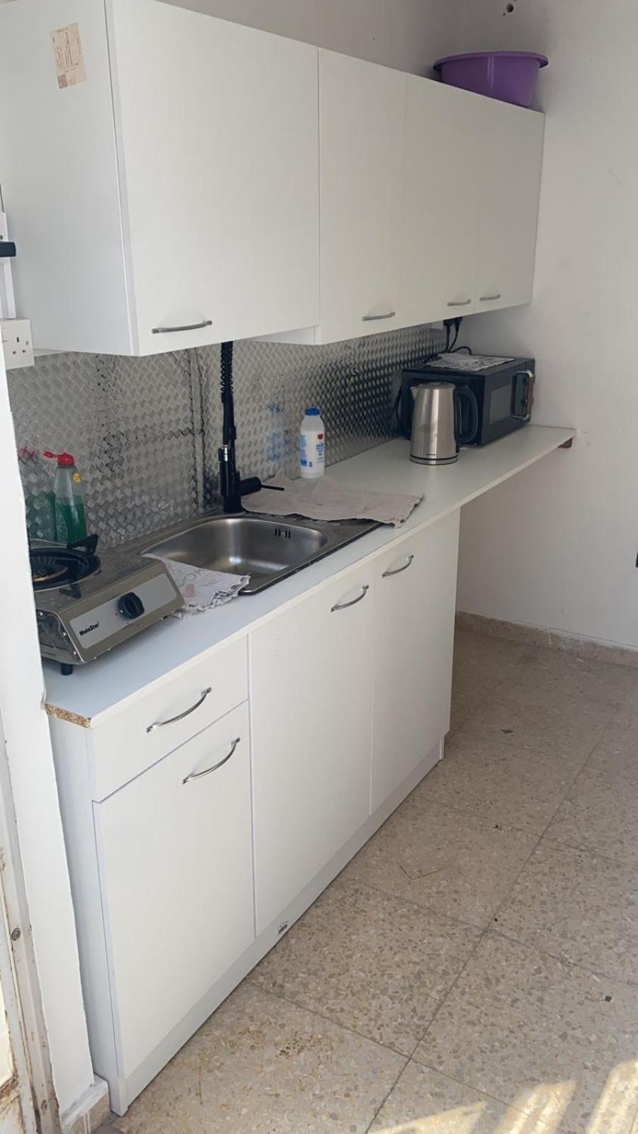 Unique City Hostel 100 Meters From Beach Larnaca Ngoại thất bức ảnh