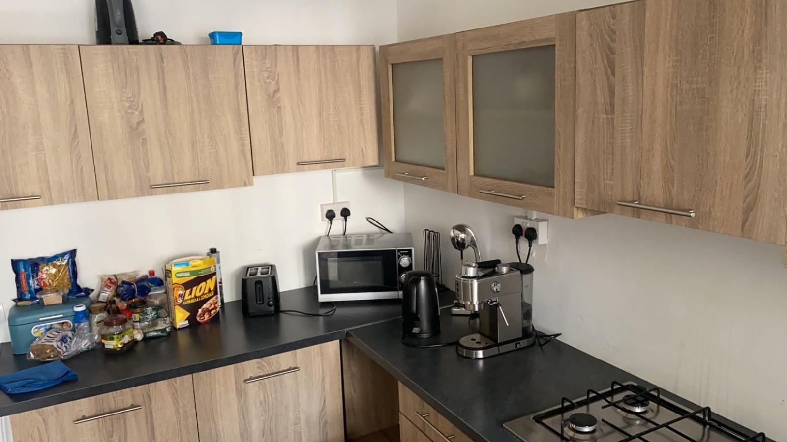 Unique City Hostel 100 Meters From Beach Larnaca Ngoại thất bức ảnh
